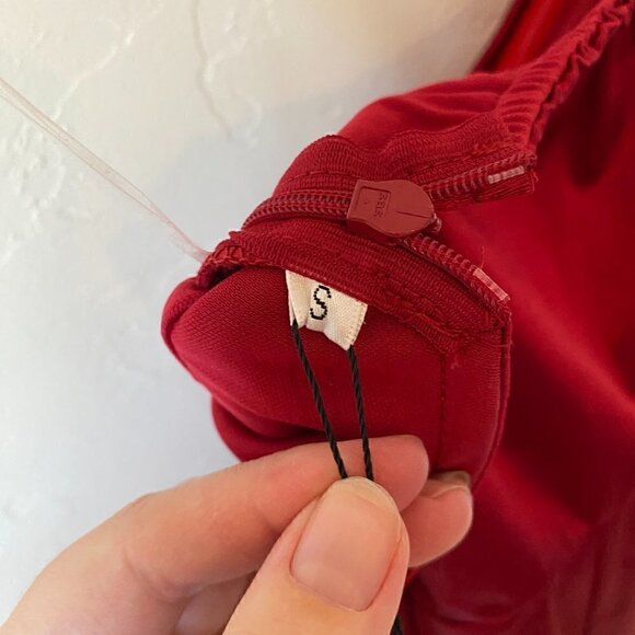 Micaah Eva Satin Gown in Red Size Small New with Tags - Picture 9 of 14